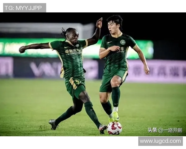 武汉篮球队技术争议引发热议球迷与专家各执己见探讨战术与裁判判罚