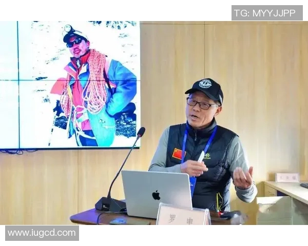 黄静专访：从初学者到攀岩高手的心路历程与成长故事