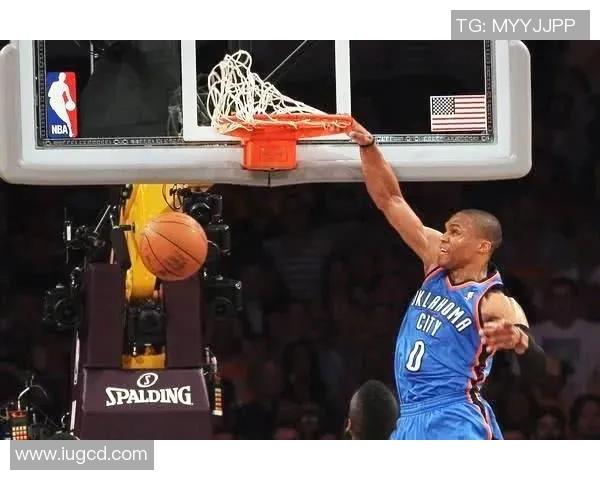 南京篮球队边路渗透打法深度解析与战术应用探讨 南京篮球队边路渗透打法深度解析与战术应用探讨