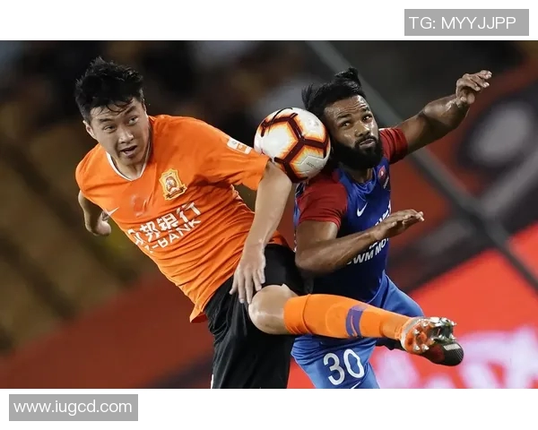 斯威与卓尔激战正酣谁能在这场较量中笑到最后