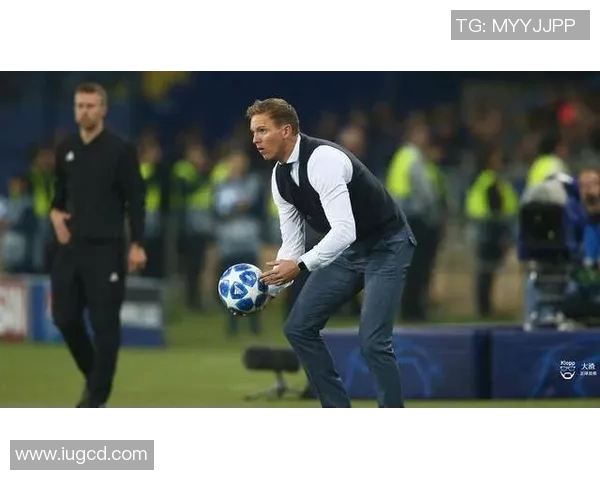 瓦尔贝里与赫尔的激烈对决揭示了球队实力与战术的较量