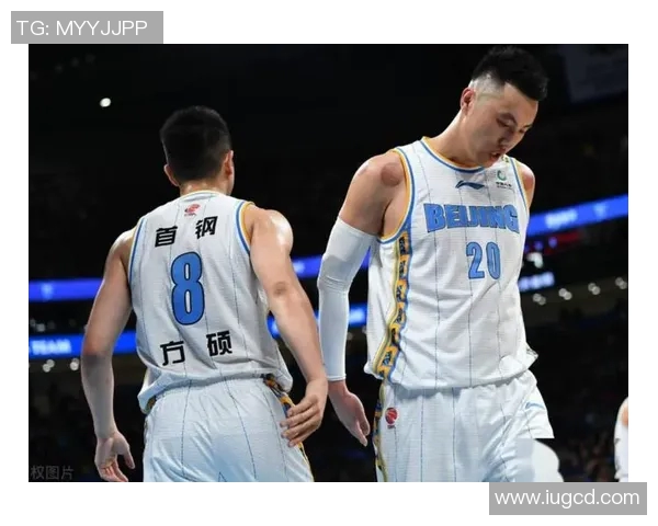 翟晓川的篮球之路:从青涩少年到CBA明星的成长历程与奋斗故事 翟晓川的篮球之路:从青涩少年到CBA明星的成长历程与奋斗故事