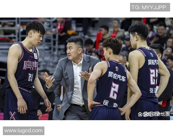 CBA联赛激战辽宁队迎战江苏队双方争夺季后赛名额的关键之战