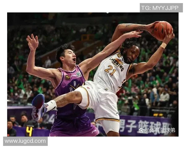 刘晓宇的成长之路：从平凡少年到篮球场上的璀璨明星